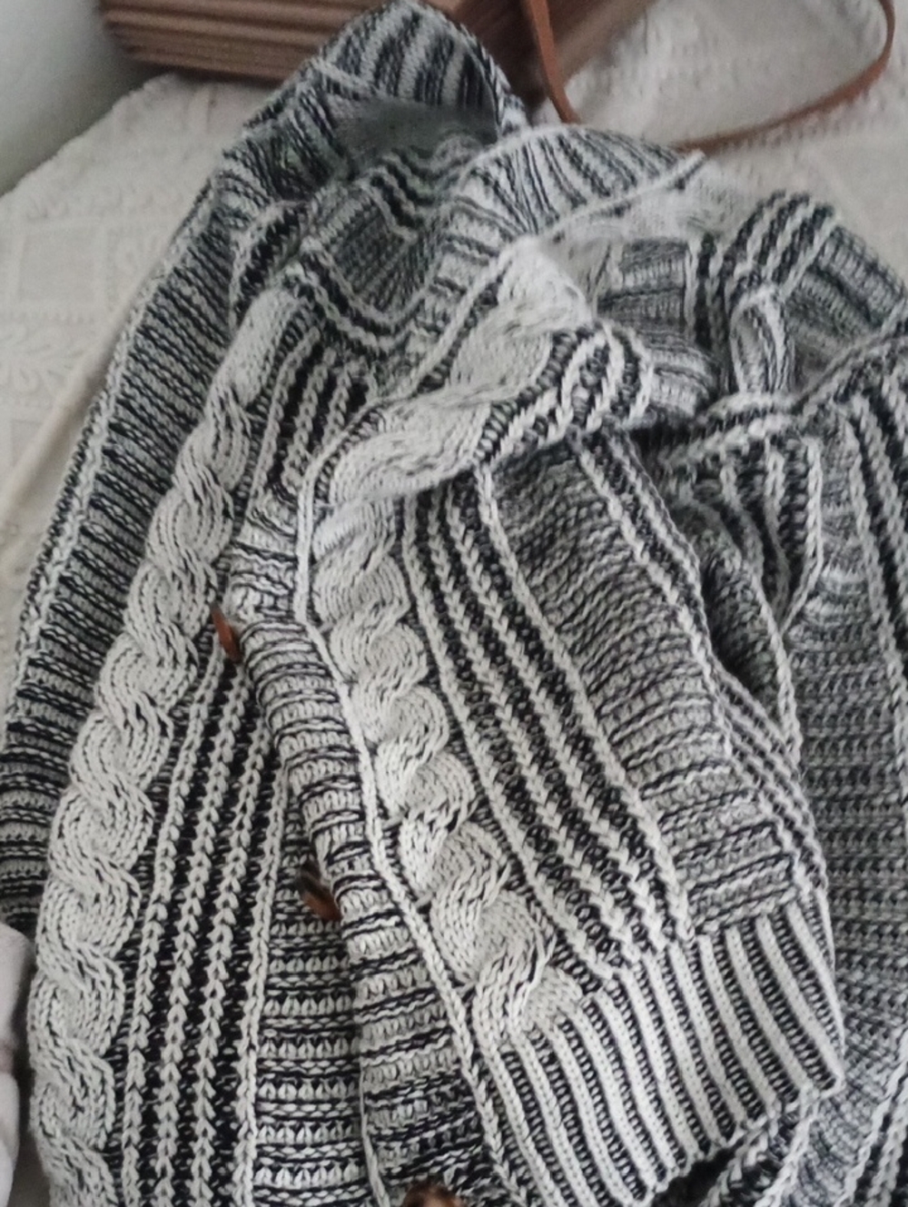 Women’s Black & White Cable Knit Sweater Cardigan